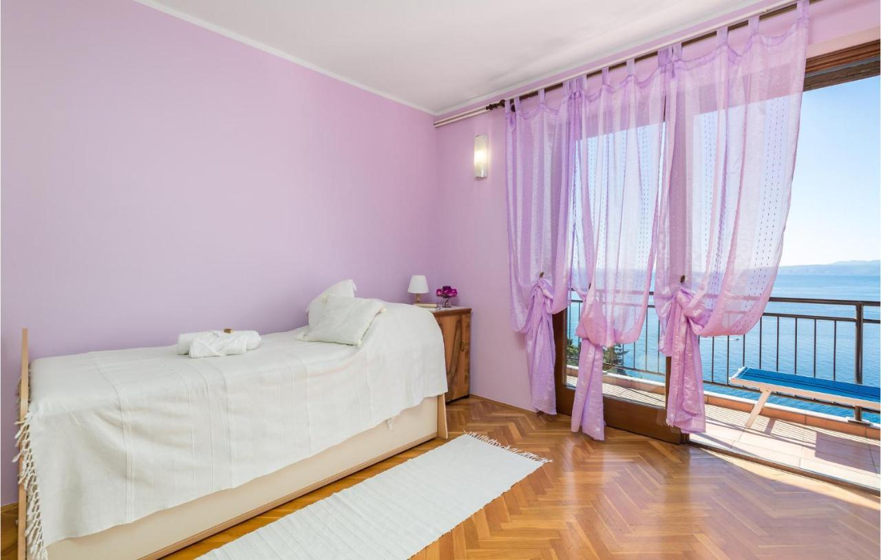 4 Bedroom Nice Apartment In Опатія Екстер'єр фото