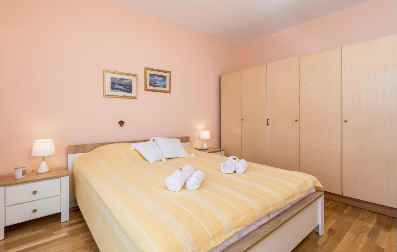 4 Bedroom Nice Apartment In Опатія Екстер'єр фото